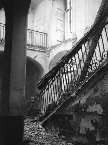 Le grand Escalier le lendemain du feu